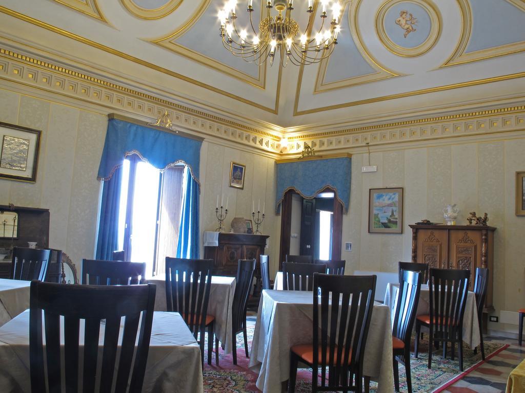 Palazzo Diamante Hotel Calascio Eksteriør billede