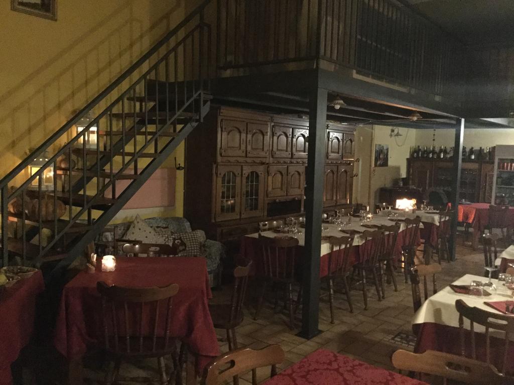 Palazzo Diamante Hotel Calascio Eksteriør billede