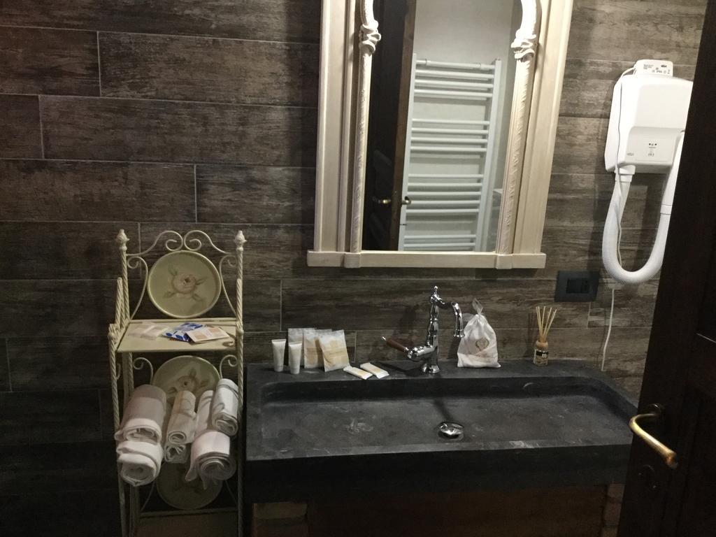 Palazzo Diamante Hotel Calascio Eksteriør billede
