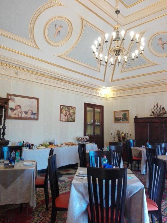 Palazzo Diamante Hotel Calascio Eksteriør billede