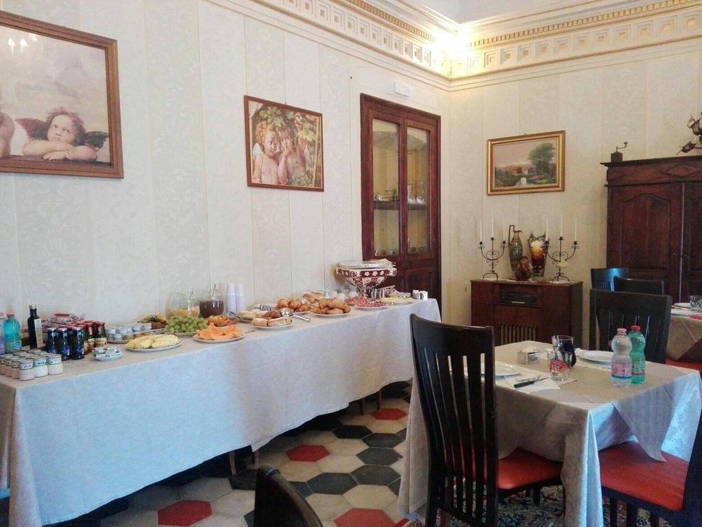 Palazzo Diamante Hotel Calascio Eksteriør billede